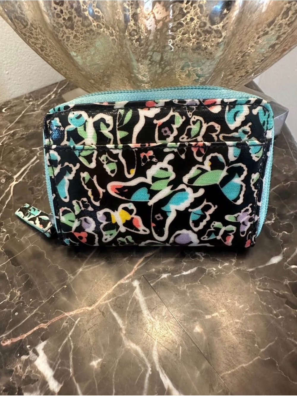 Butterfly -Print Zip Wallet in Teal Trim NWOT 🦋
